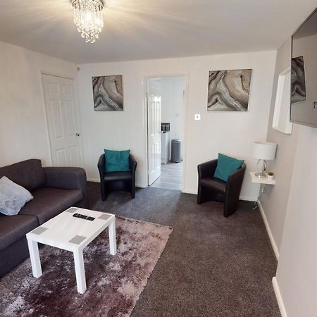 Marina House Apartment Kingston upon Hull Exterior photo